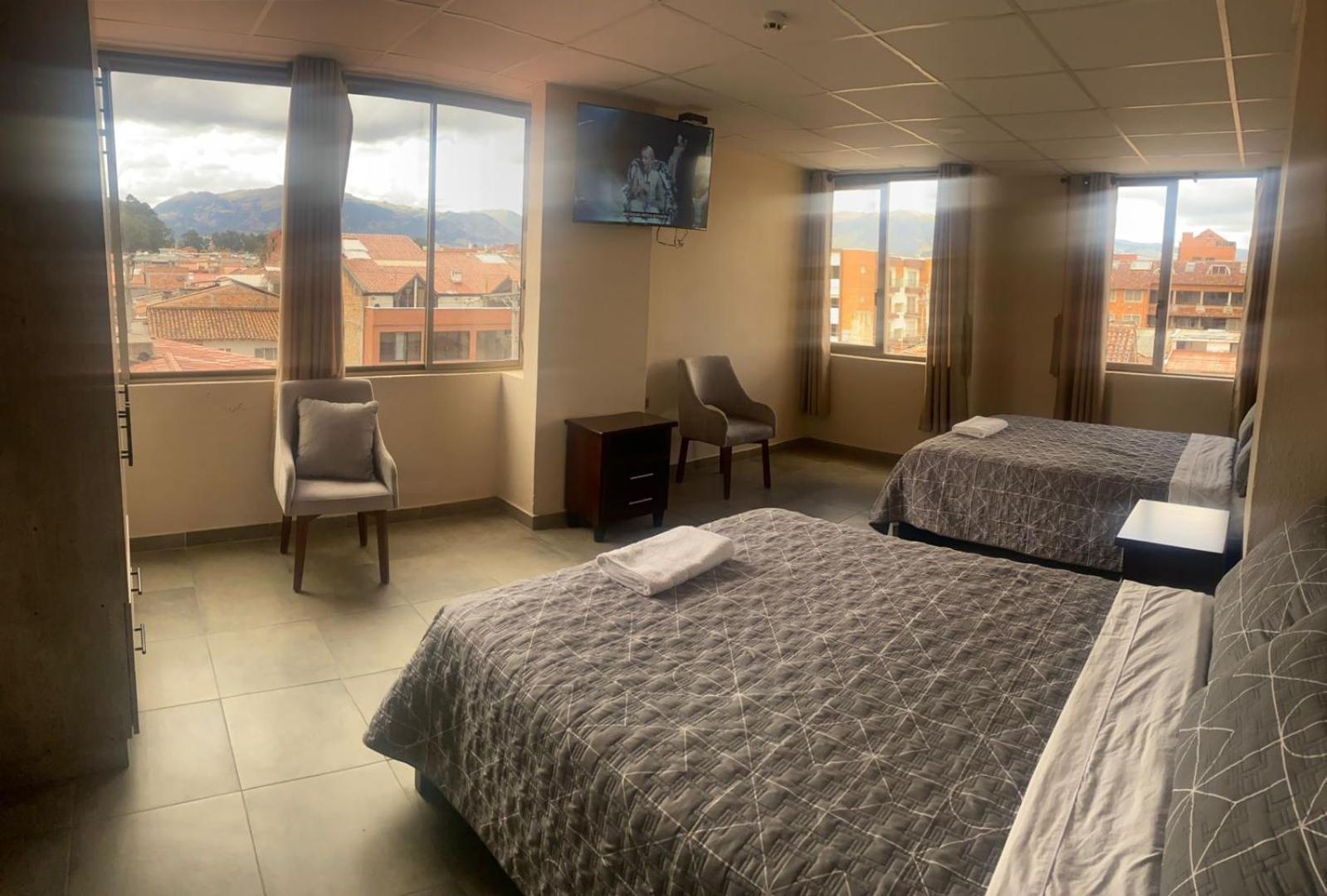 Stelar Hostal Cuenca Luaran gambar