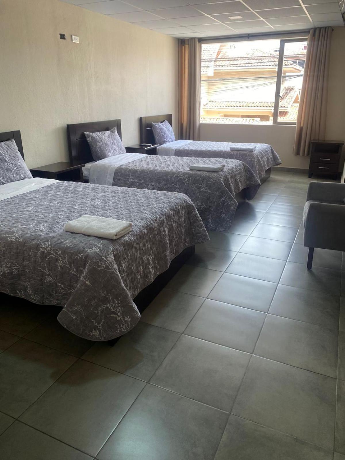 Stelar Hostal Cuenca Luaran gambar
